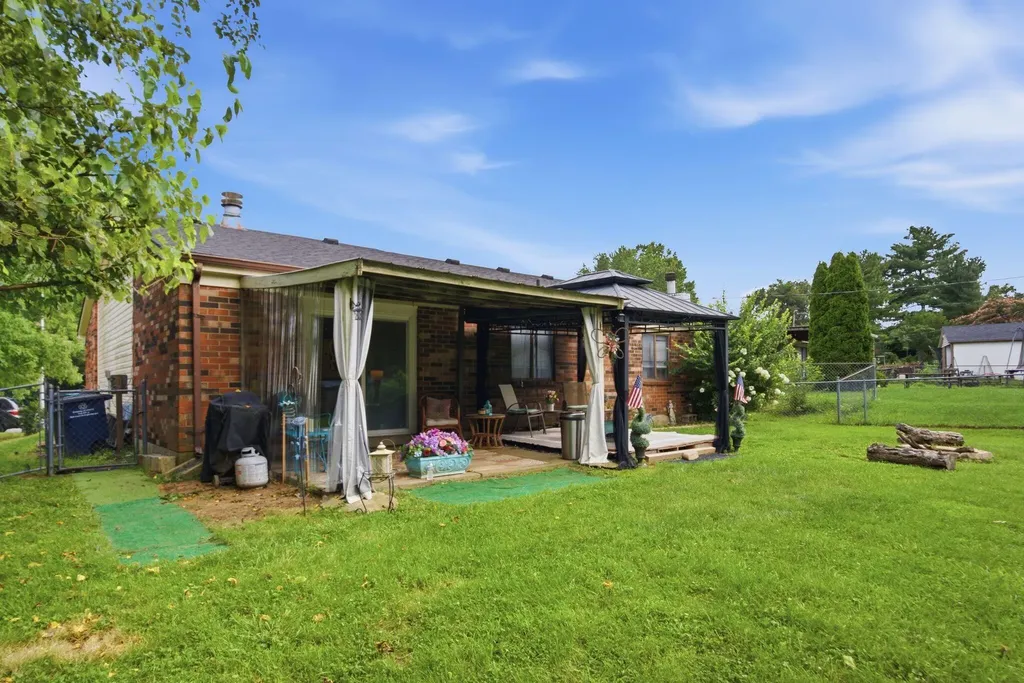 3341 Featherston Drive Lexington KY 40515