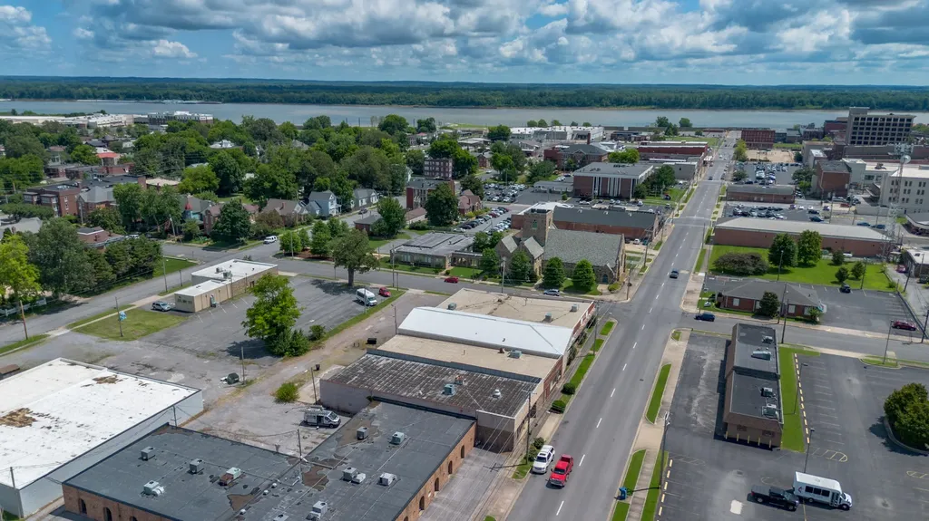 703 Jefferson Street Paducah KY 42001