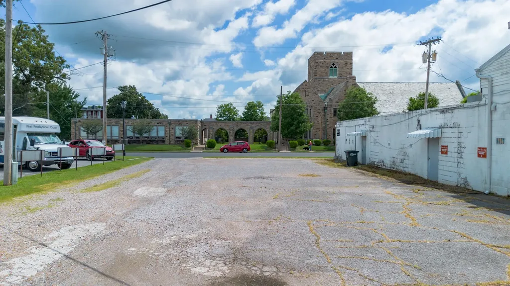 703 Jefferson Street Paducah KY 42001