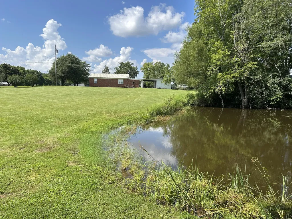 403 Breezeel School Road Benton KY 42025