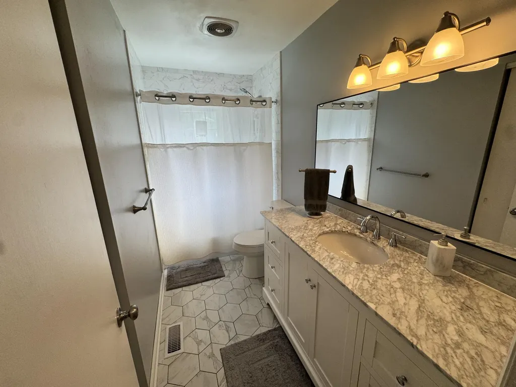 169 Manitoba Lane Lexington KY 40515