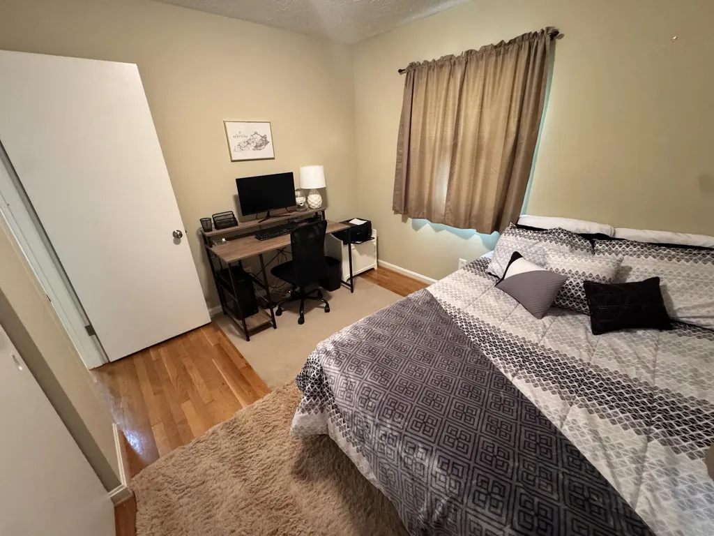 169 Manitoba Lane Lexington KY 40515