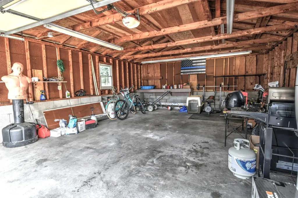 169 Manitoba Lane Lexington KY 40515