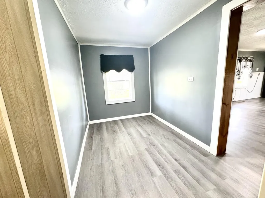 10861 Ky-57 Tollesboro KY 41189