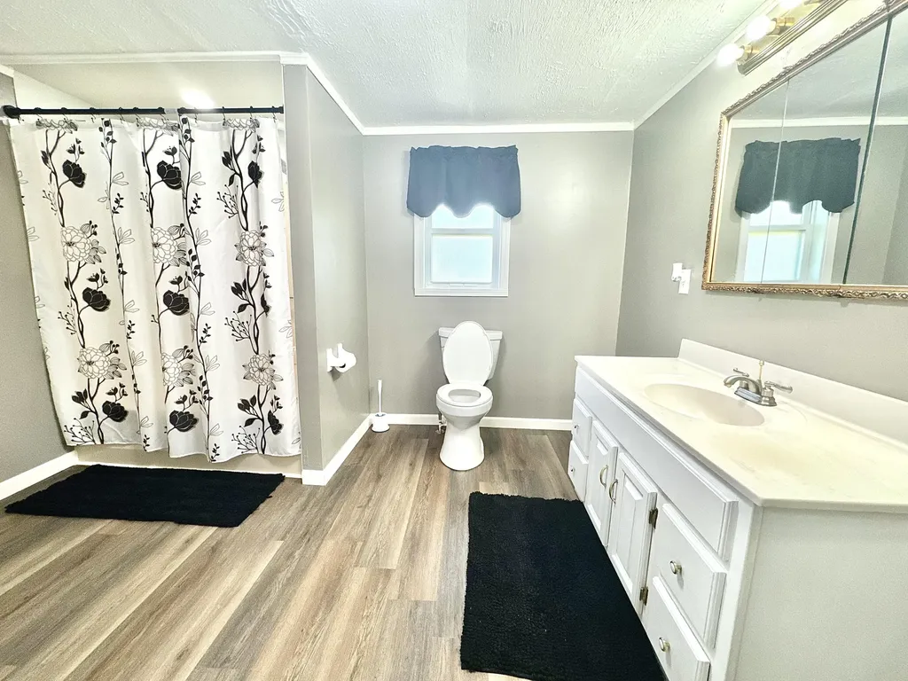 10861 Ky-57 Tollesboro KY 41189