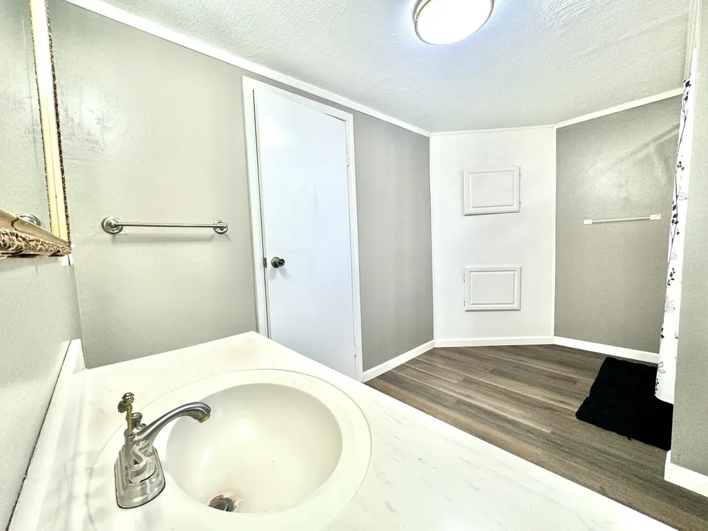 10861 Ky-57 Tollesboro KY 41189