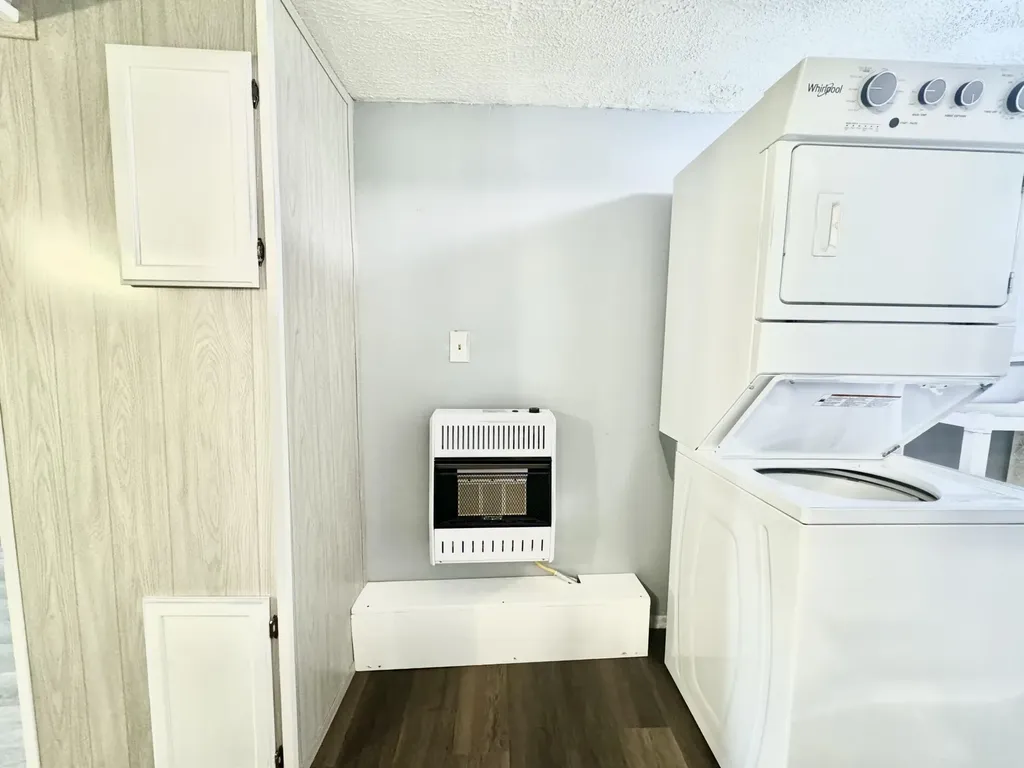 10861 Ky-57 Tollesboro KY 41189