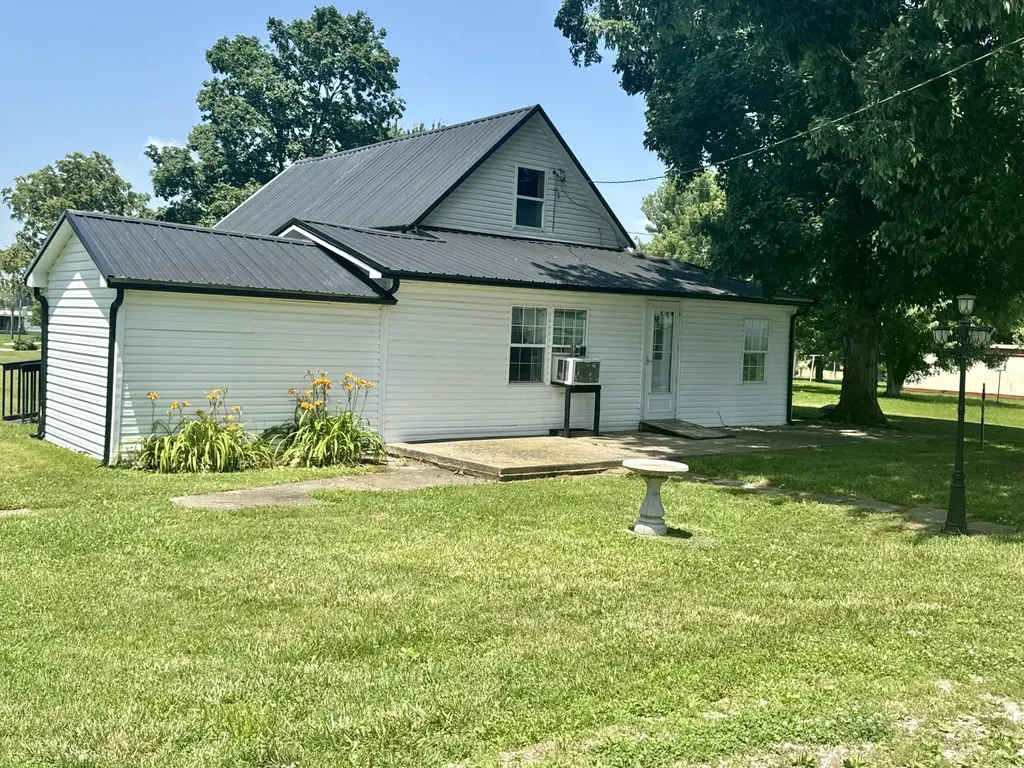 10861 Ky-57 Tollesboro KY 41189