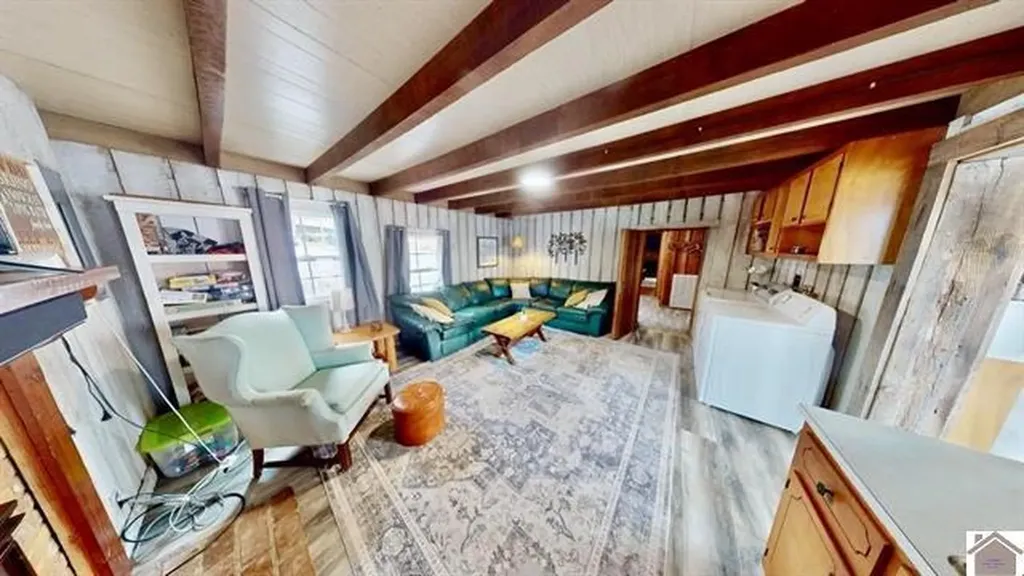 44 Gabby Lane Cadiz KY 42211
