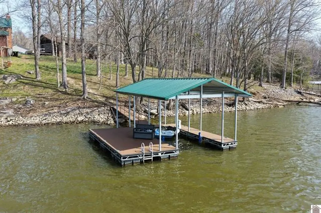 44 Gabby Lane Cadiz KY 42211