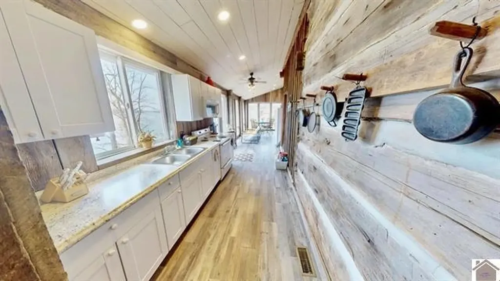 44 Gabby Lane Cadiz KY 42211