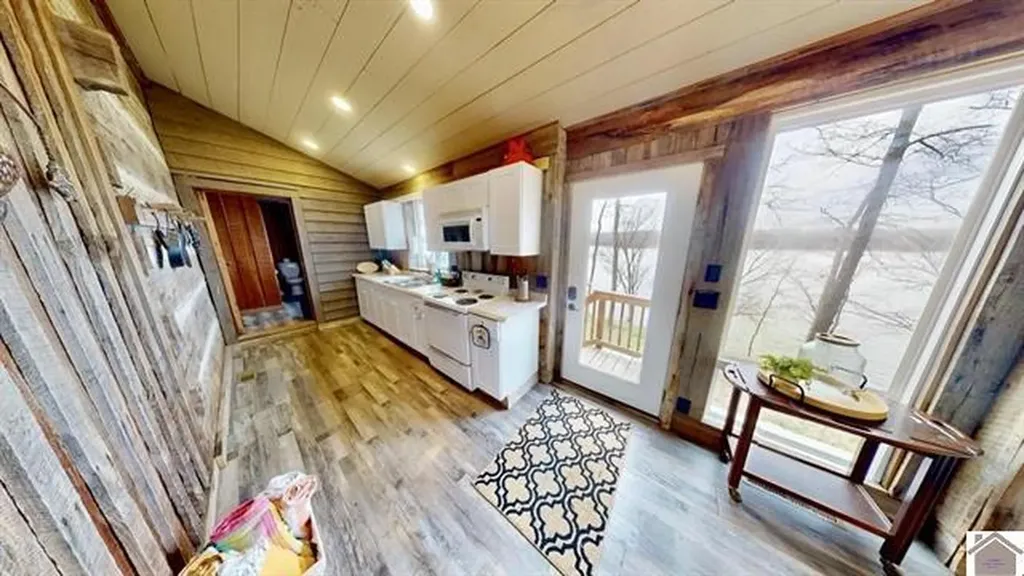 44 Gabby Lane Cadiz KY 42211