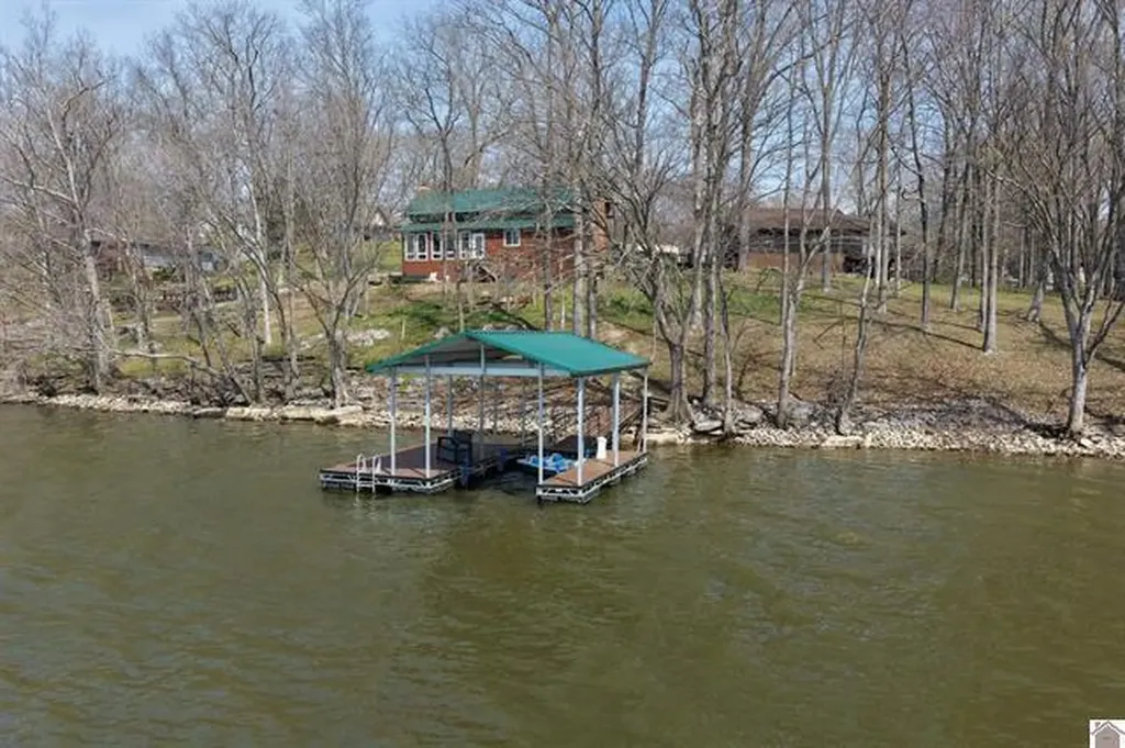 44 Gabby Lane Cadiz KY 42211