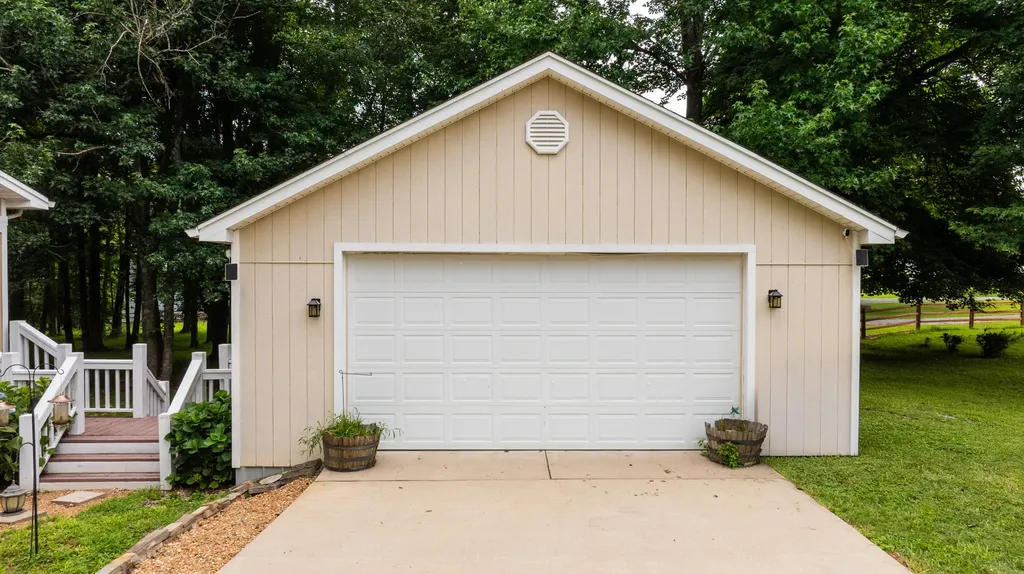 87 Cherokee Springs Court Jamestown KY 42629