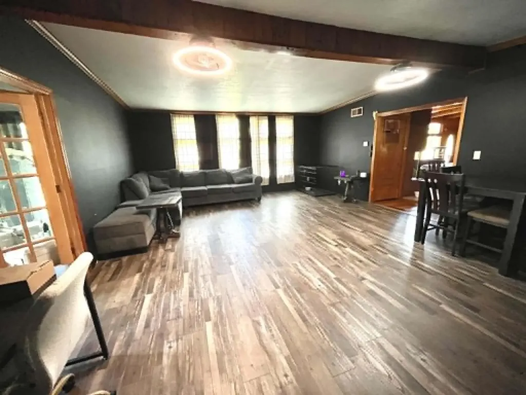 821 Ivy Harlan KY 40831