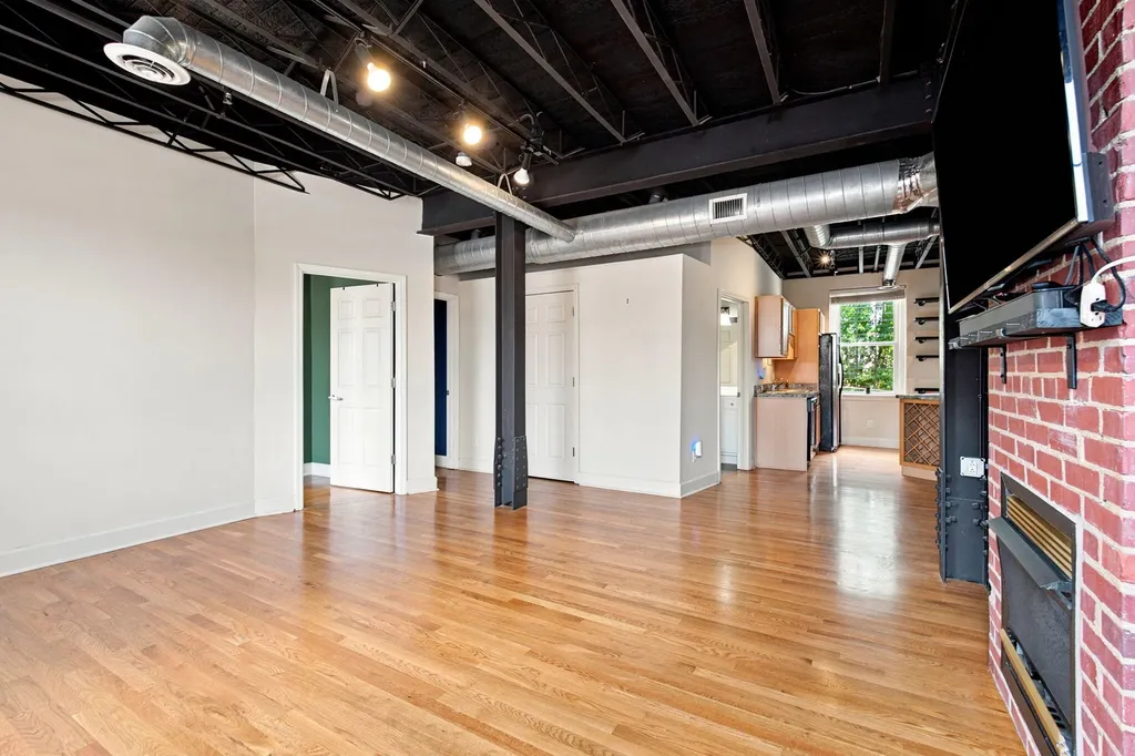200 W Second Street Lexington KY 40507