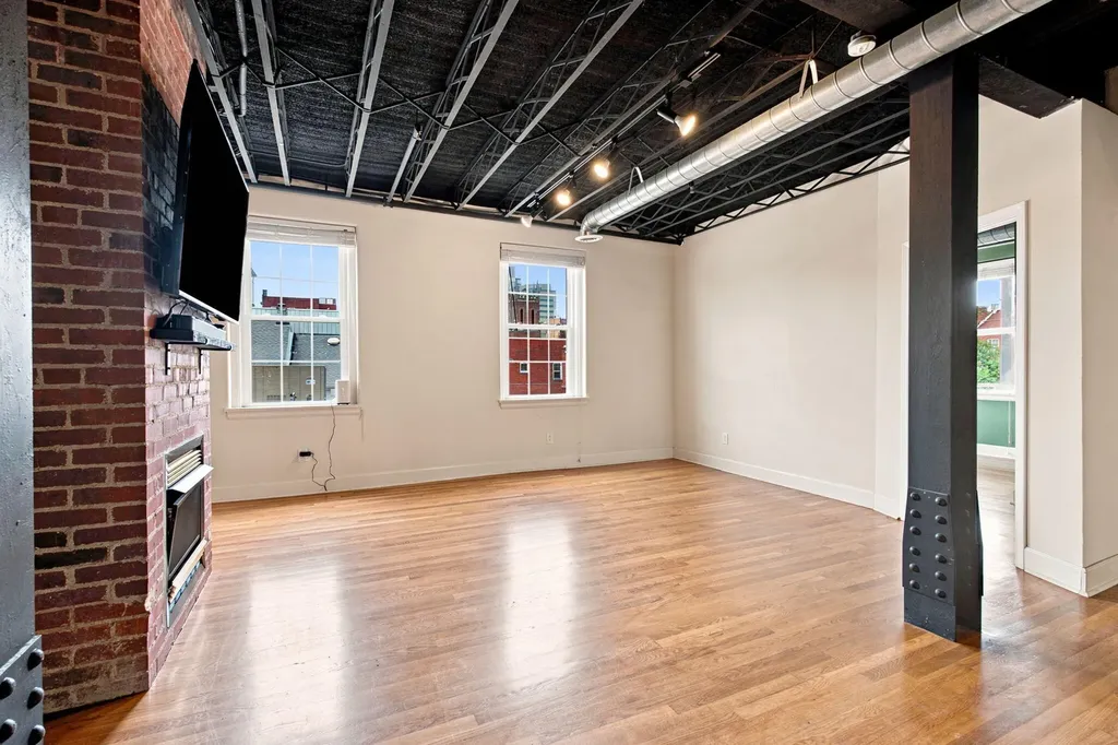 200 W Second Street Lexington KY 40507
