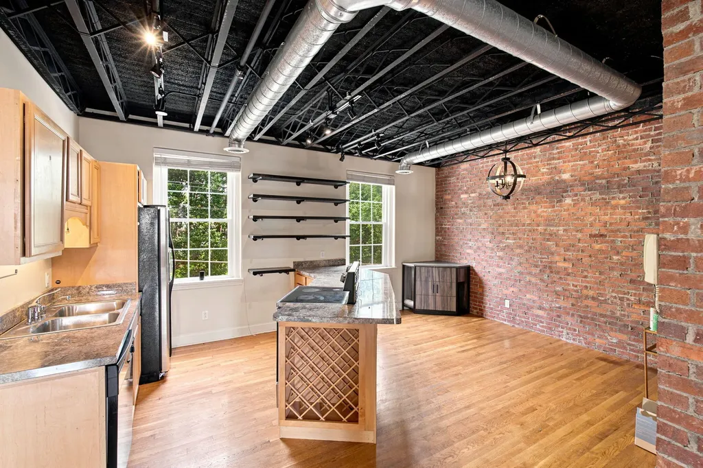 200 W Second Street Lexington KY 40507