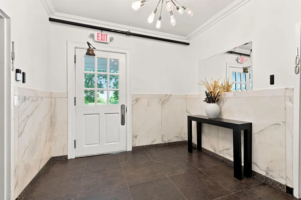 200 W Second Street Lexington KY 40507