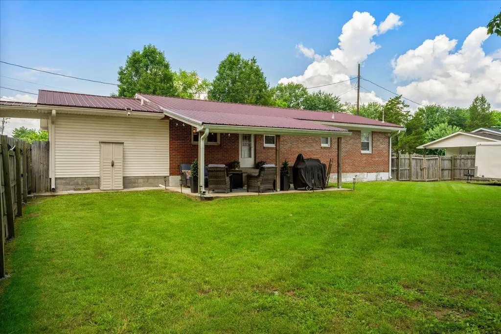 132 Airport Road Stanton KY 40380