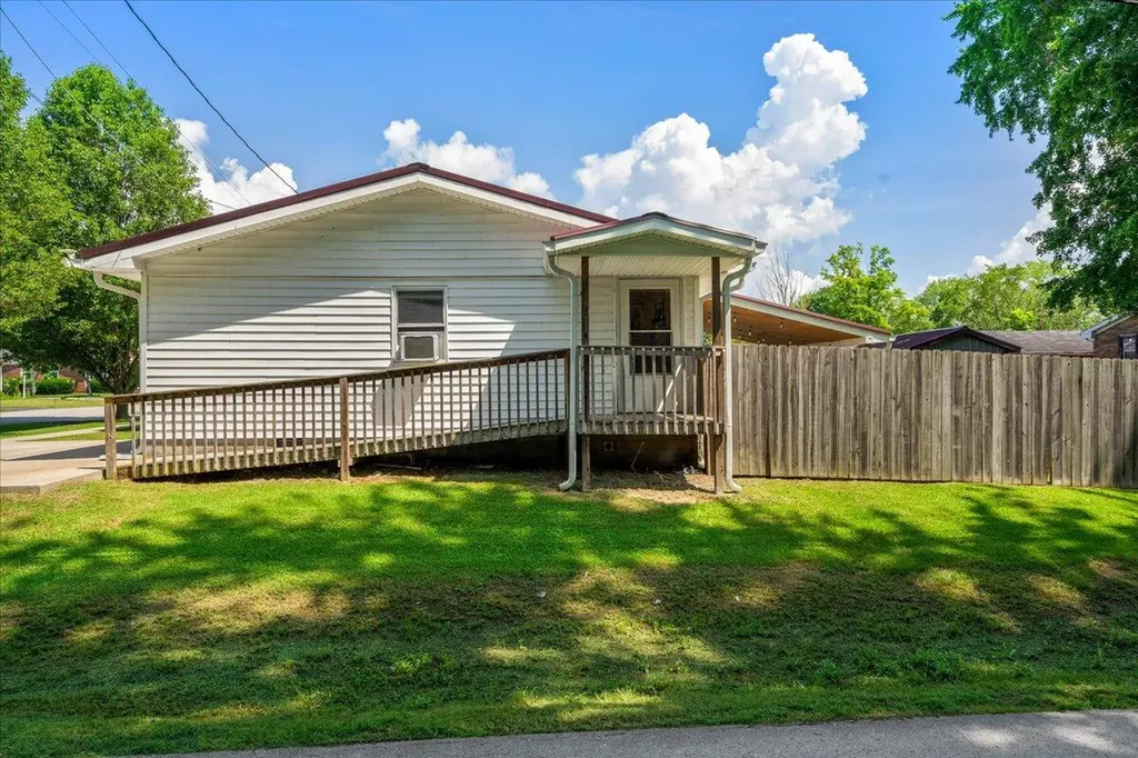 132 Airport Road Stanton KY 40380