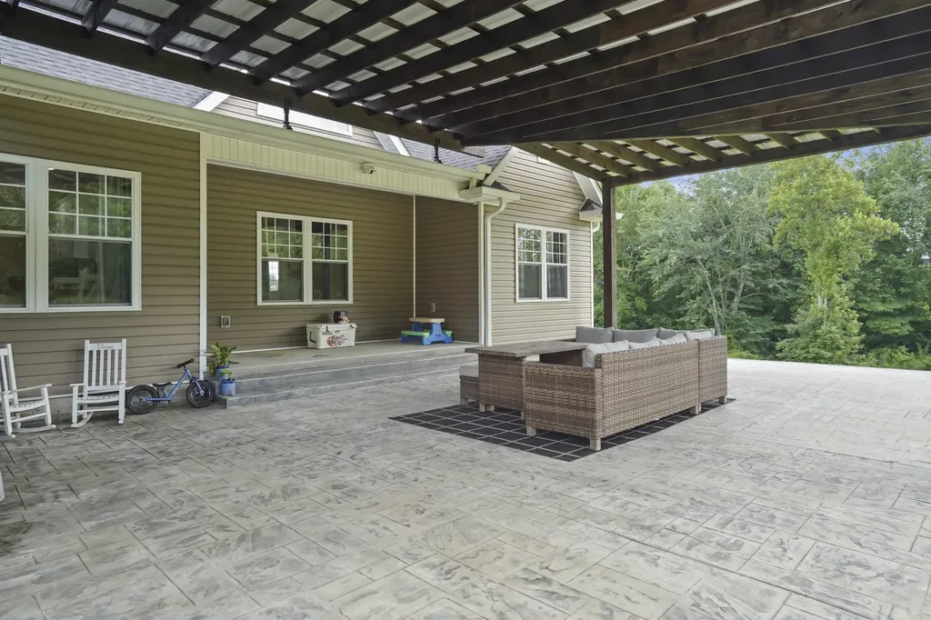 149 Virginia Lane Pine Knot KY 42635