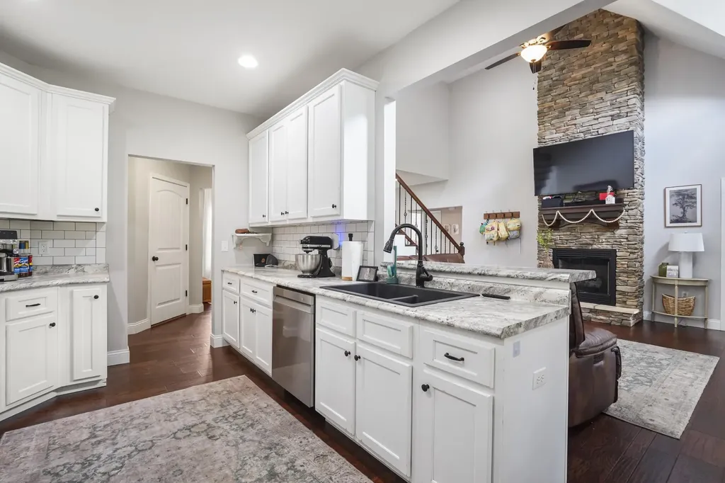 149 Virginia Lane Pine Knot KY 42635