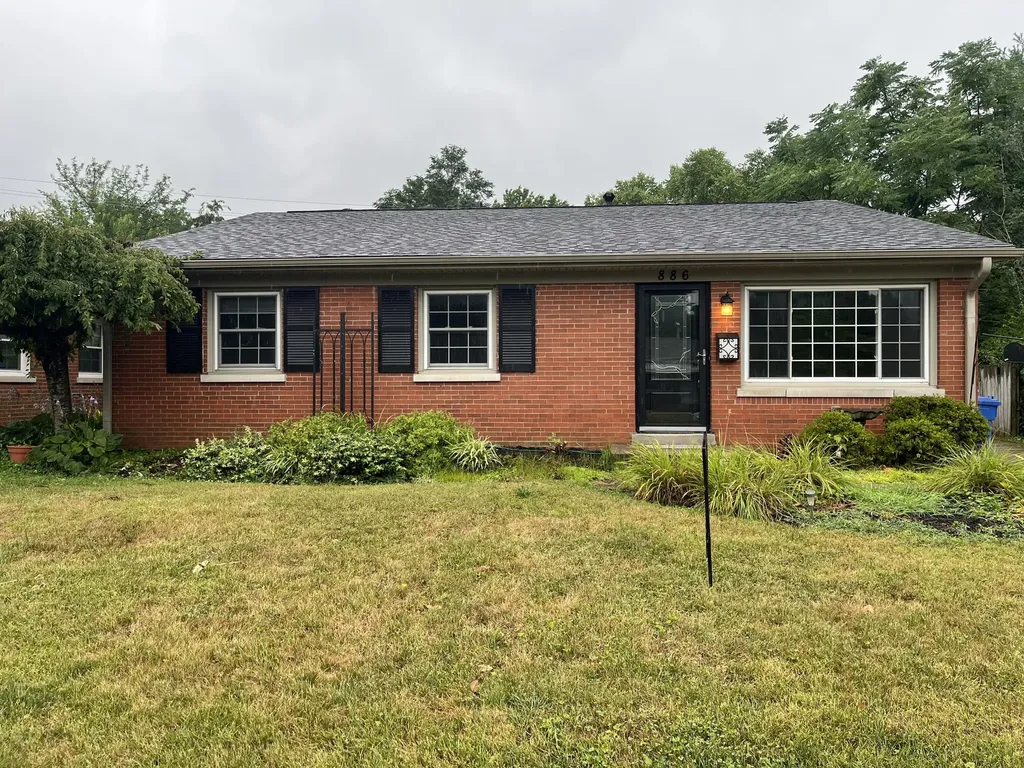 886 Honeysuckle Road Lexington KY 40504