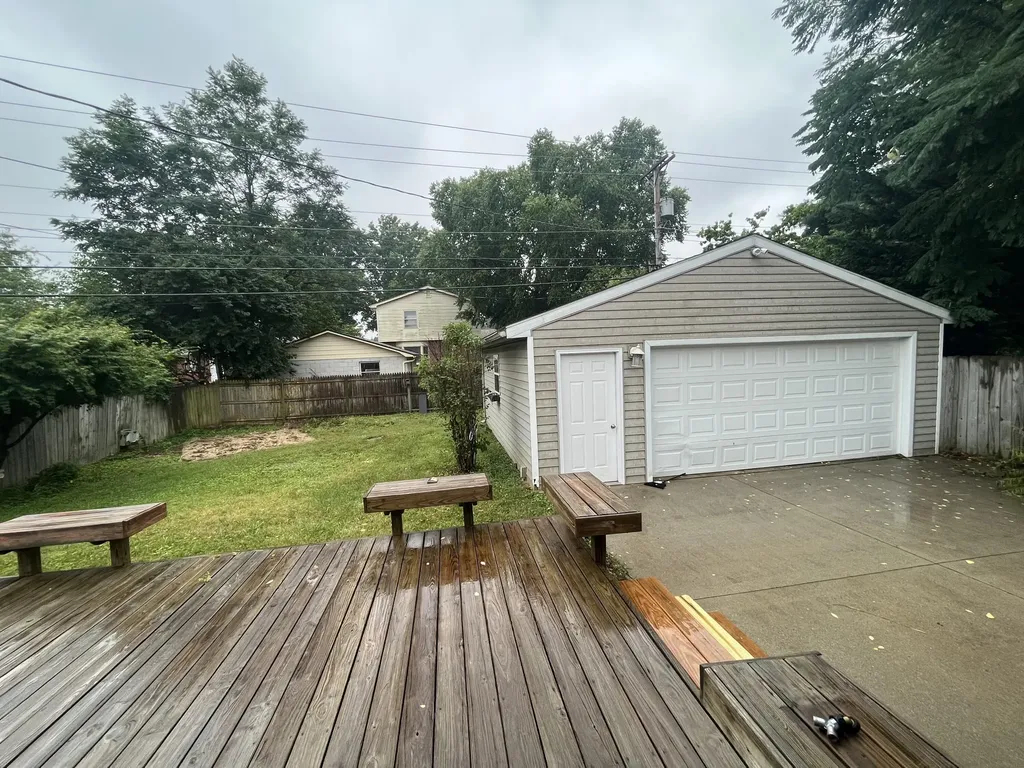886 Honeysuckle Road Lexington KY 40504