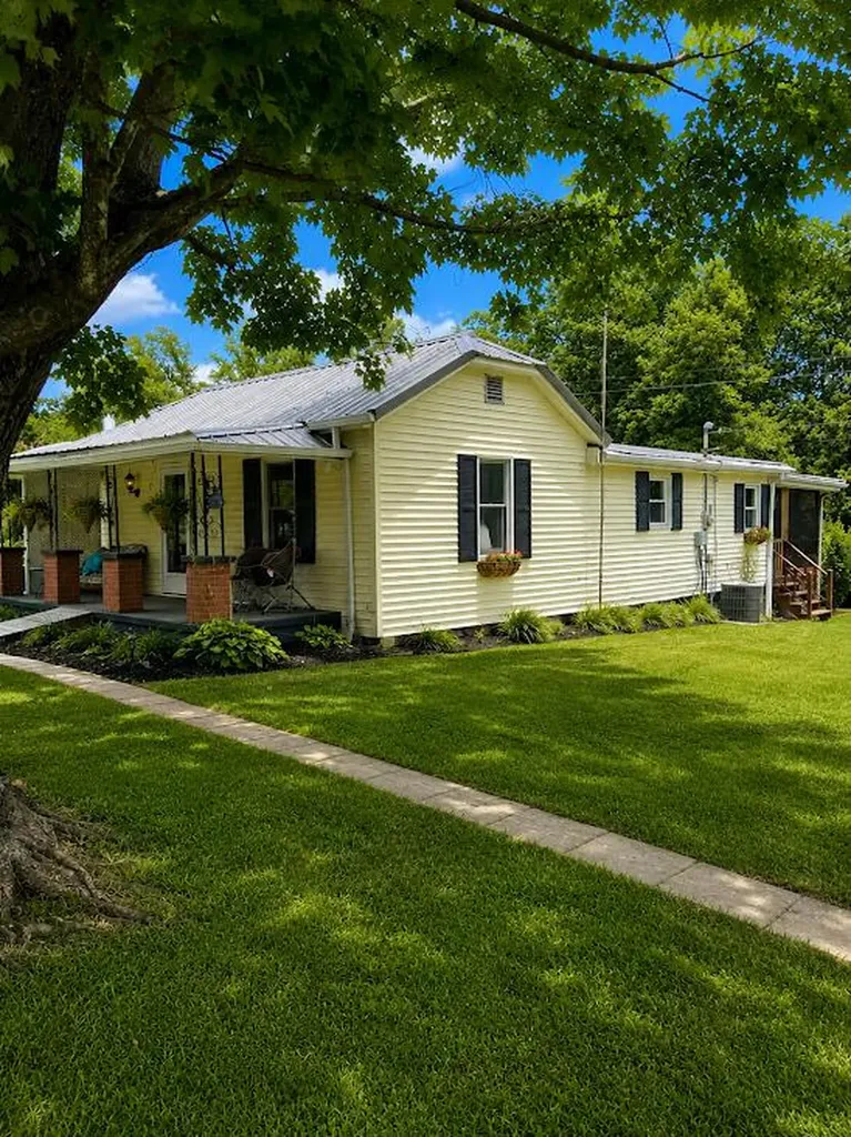 15030 Ky-1247 Waynesburg KY 40489