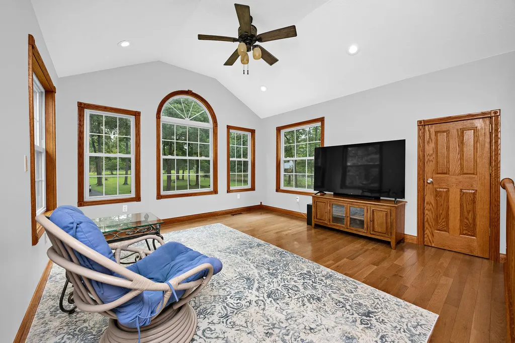 125 Nixon Road Columbia KY 42728