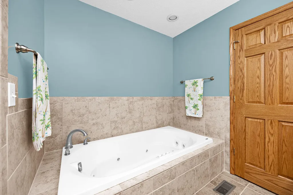 125 Nixon Road Columbia KY 42728
