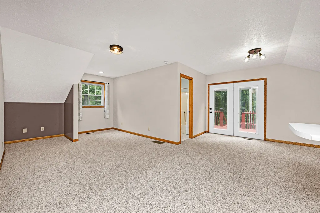 125 Nixon Road Columbia KY 42728