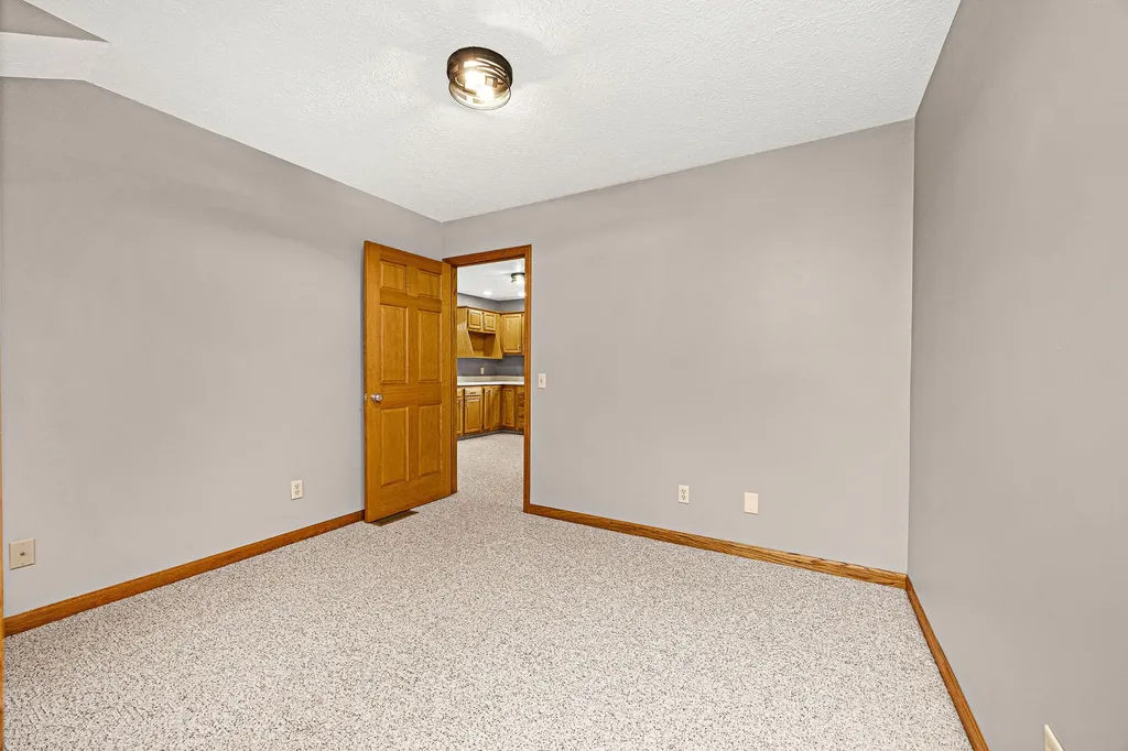125 Nixon Road Columbia KY 42728