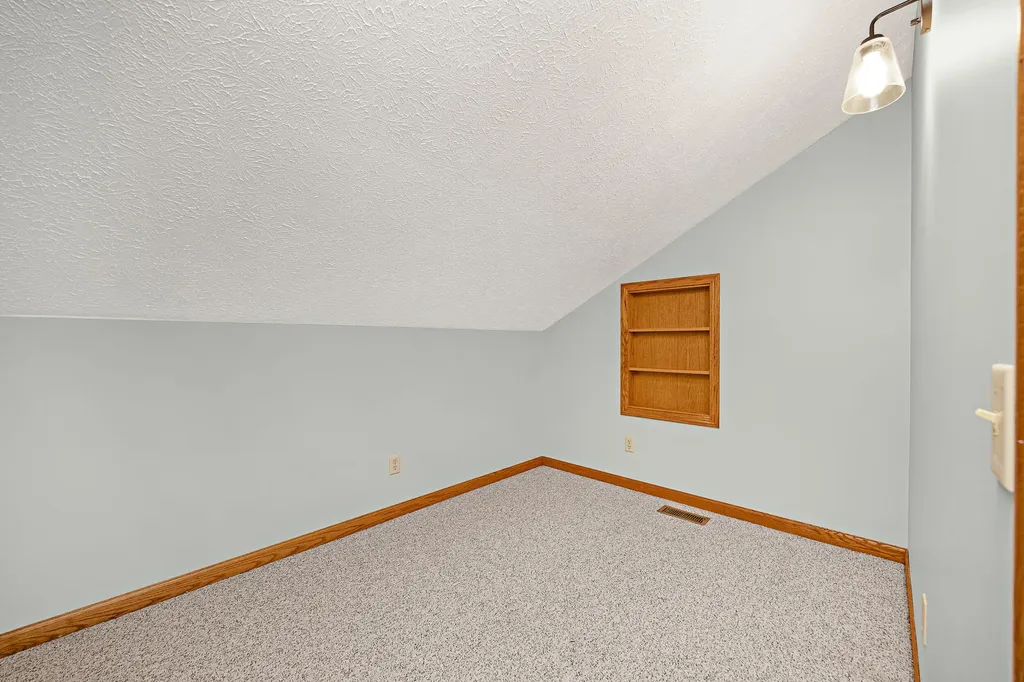125 Nixon Road Columbia KY 42728