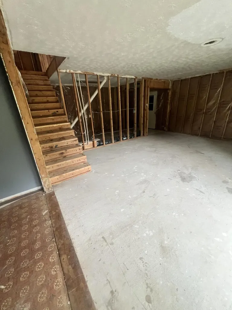 7 Jamestown Estates London KY 40744