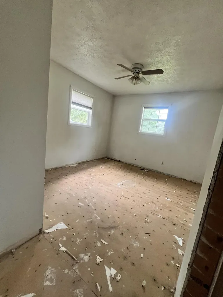 7 Jamestown Estates London KY 40744