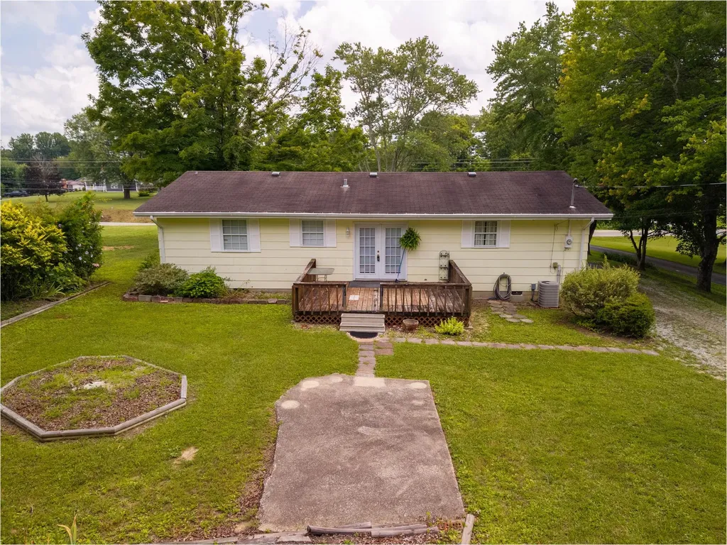 6616 Barbourville Road London KY 40744