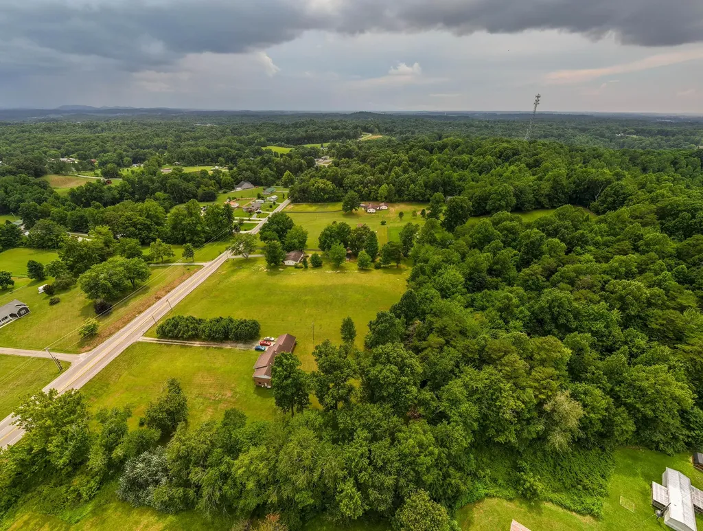 6616 Barbourville Road London KY 40744