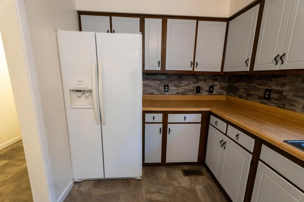 6616 Barbourville Road London KY 40744