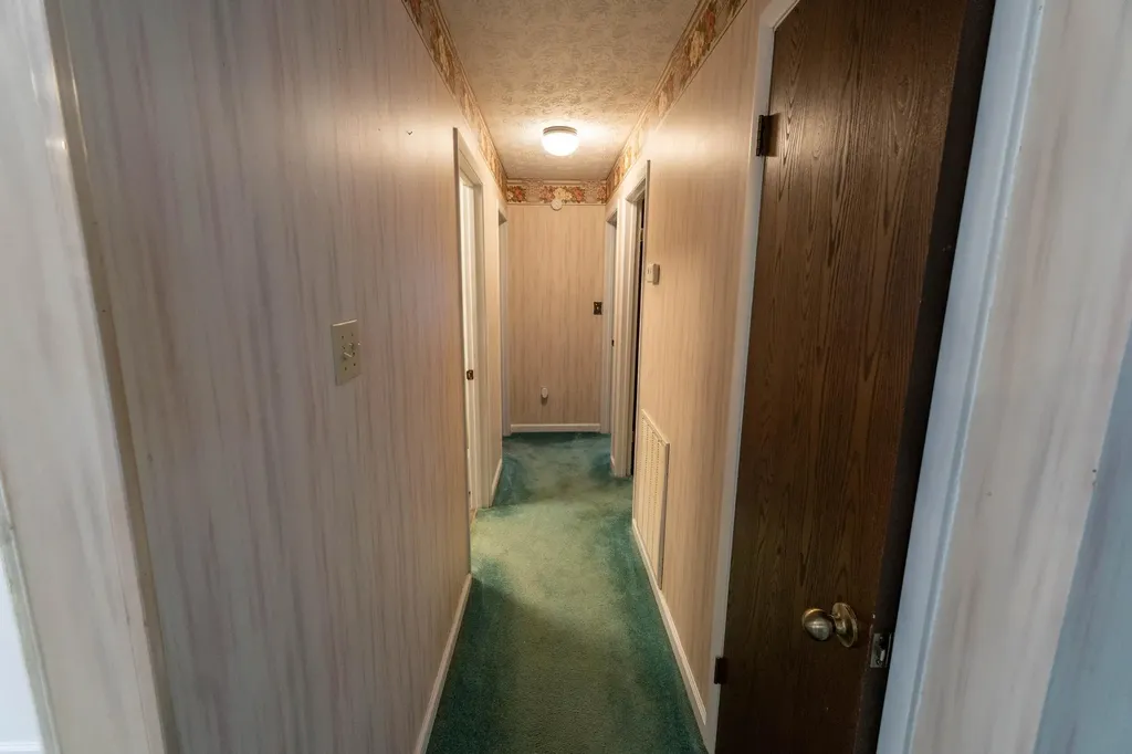 6616 Barbourville Road London KY 40744