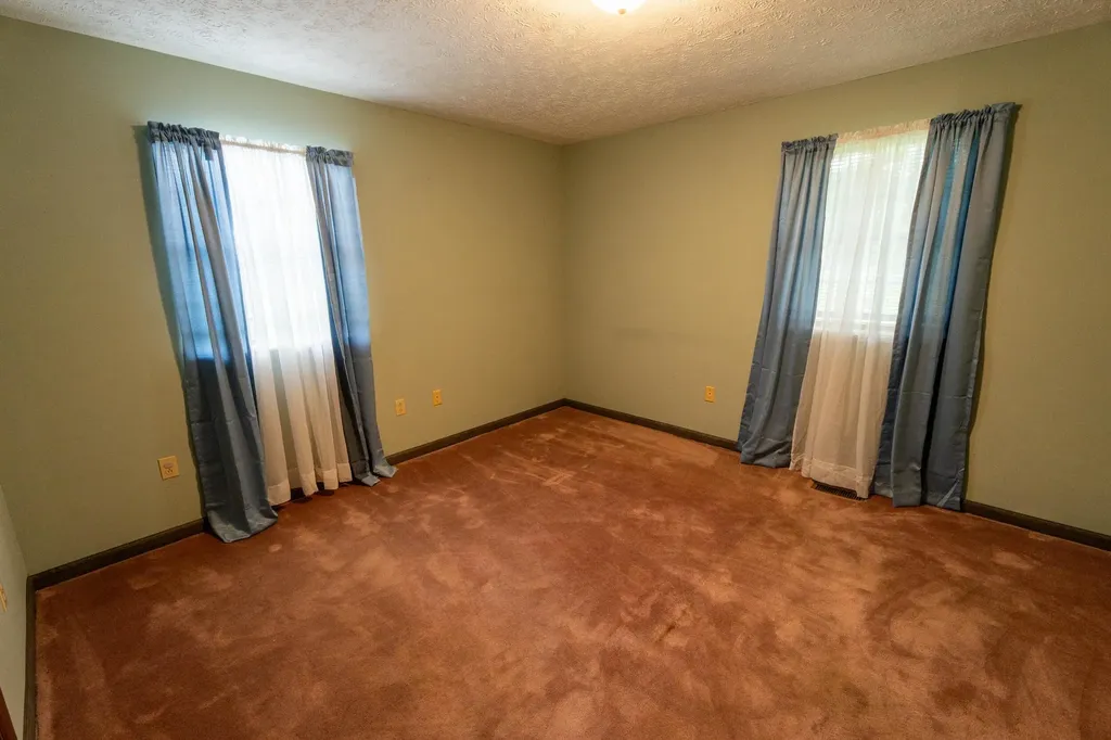 6616 Barbourville Road London KY 40744