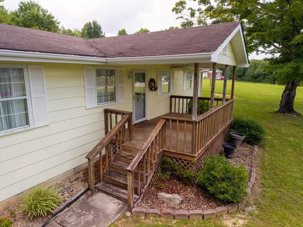6616 Barbourville Road London KY 40744