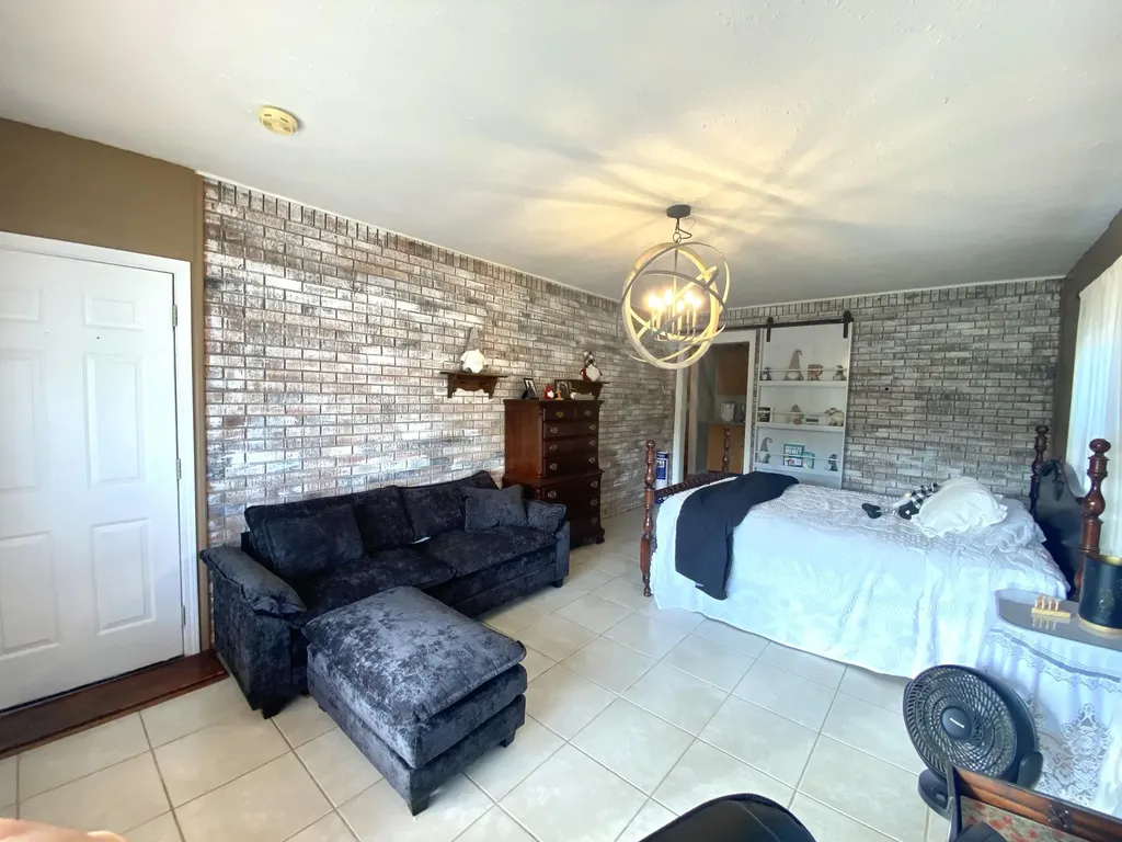 245 Hodge Landing Road Ledbetter KY 42058