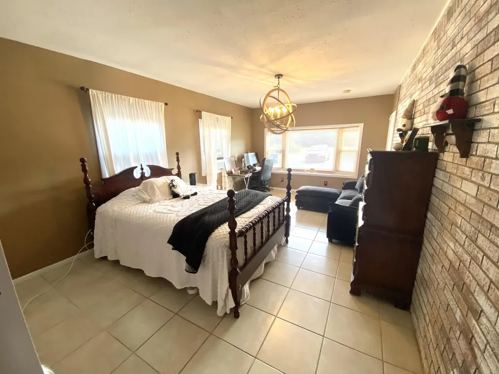 245 Hodge Landing Road Ledbetter KY 42058