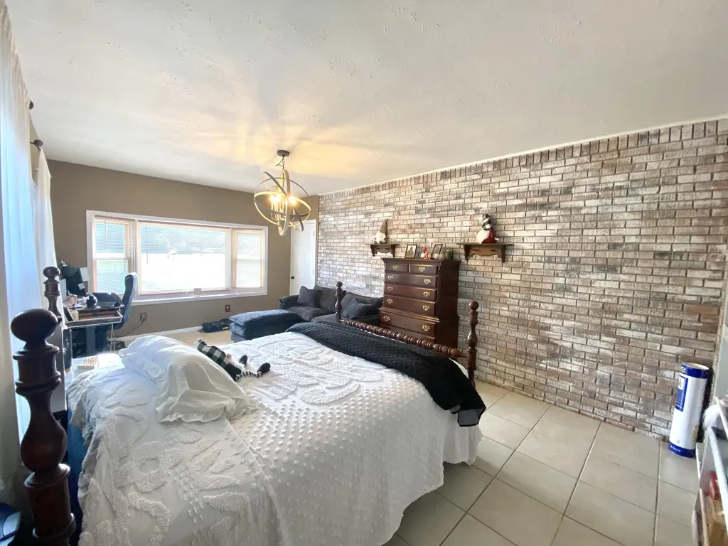 245 Hodge Landing Road Ledbetter KY 42058
