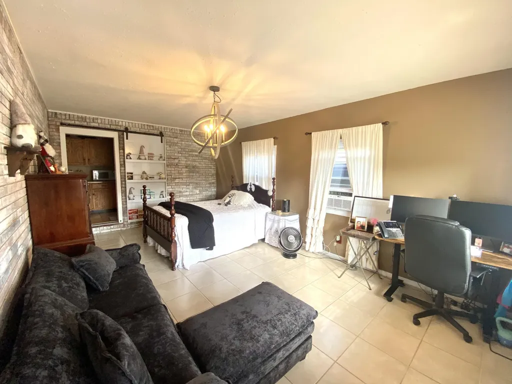 245 Hodge Landing Road Ledbetter KY 42058