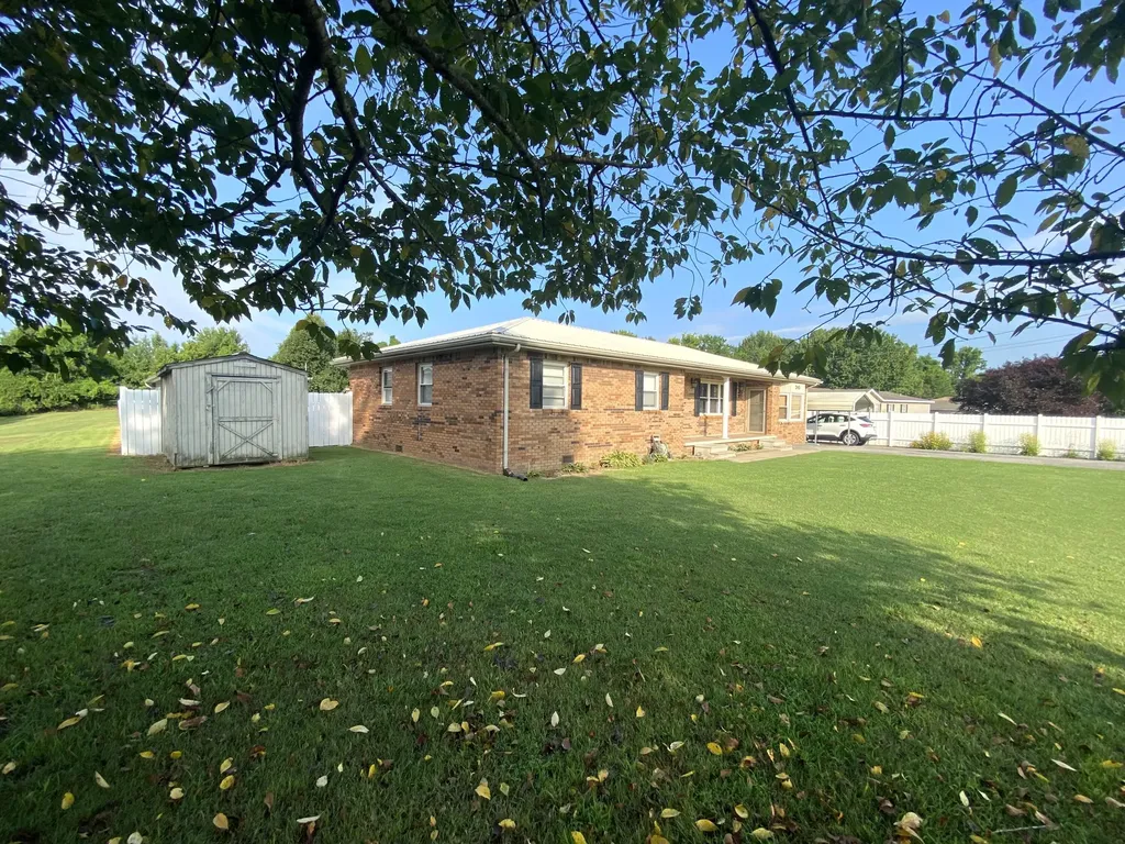 245 Hodge Landing Road Ledbetter KY 42058