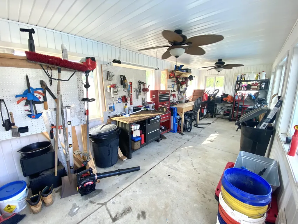245 Hodge Landing Road Ledbetter KY 42058