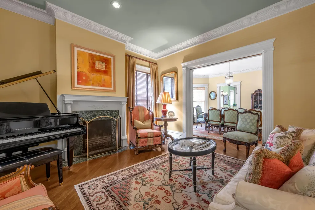 262 S Ashland Avenue Lexington KY 40502